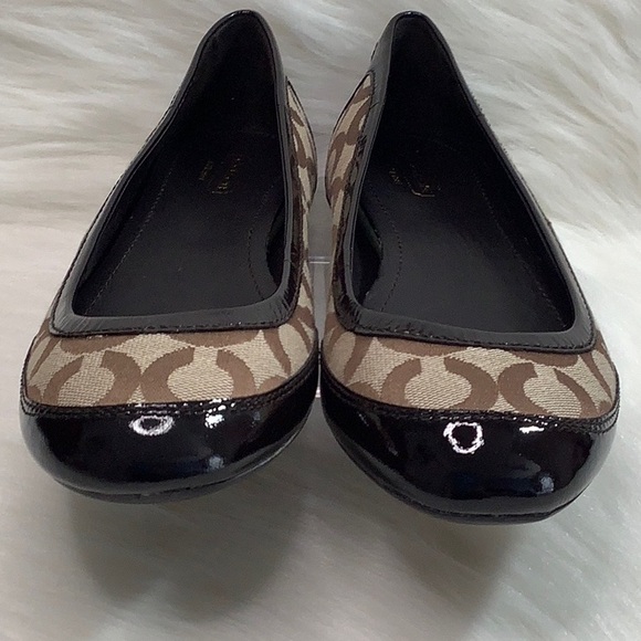 LIKE NEW COACH "True" Brown Signature and Patent Leather Ballet Flats - Picture 3 of 15
